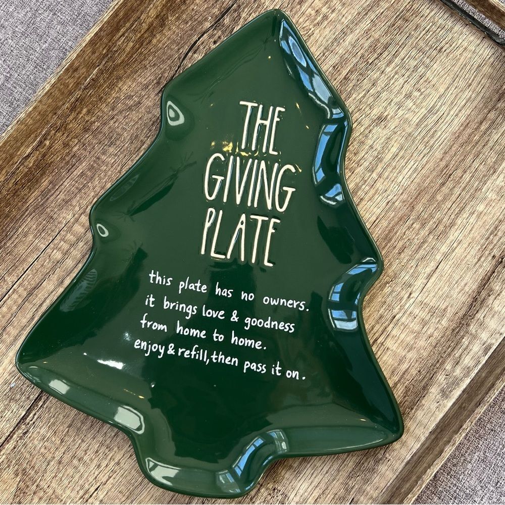 Rae Dunn Giving Plate Christmas Tree Green Hostess Gift 10x13